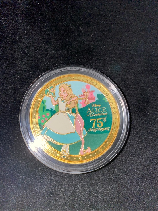 Disney Other - Disney Alice in Wonderland 75th Anniversary Gold-Trim Coin - Teal & Pink